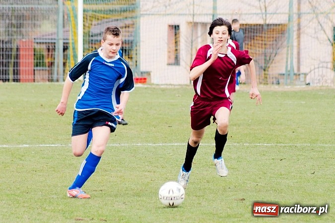 Zdjęcie w galerii na portalu naszraciborz.pl: Trzy gole kapitana nie pomogły Ocicom wiadomości z regionu