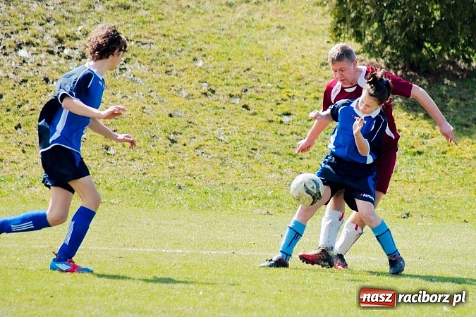 Zdjęcie w galerii na portalu naszraciborz.pl: Trzy gole kapitana nie pomogły Ocicom wiadomości z regionu