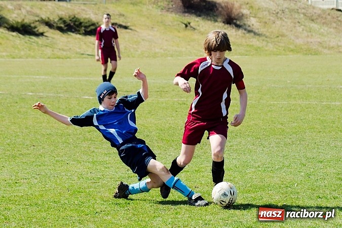 Zdjęcie w galerii na portalu naszraciborz.pl: Trzy gole kapitana nie pomogły Ocicom wiadomości z regionu