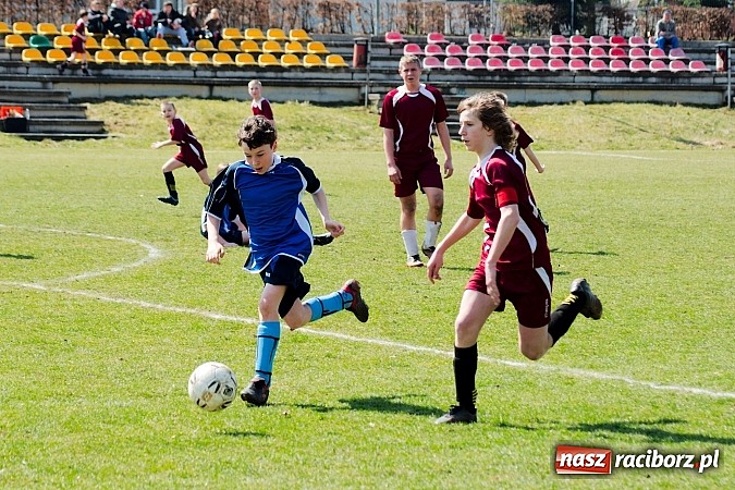 Zdjęcie w galerii na portalu naszraciborz.pl: Trzy gole kapitana nie pomogły Ocicom wiadomości z regionu