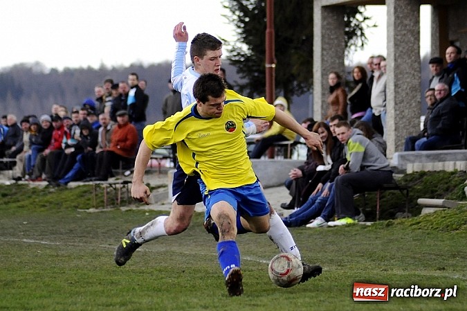 Zdjęcie w galerii na portalu naszraciborz.pl: Podział punktów w hicie kolejki wiadomości z regionu