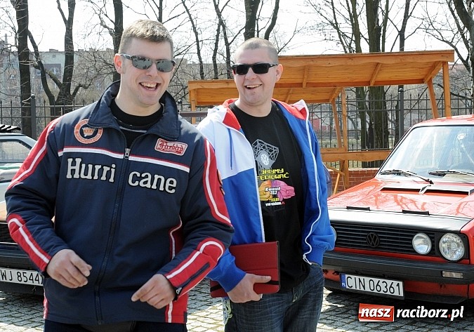 Zdjęcie w galerii na portalu naszraciborz.pl: Klasyczne volkswageny zjechały na zamek wiadomości z regionu