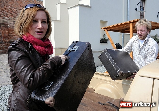 Zdjęcie w galerii na portalu naszraciborz.pl: Klasyczne volkswageny zjechały na zamek wiadomości z regionu