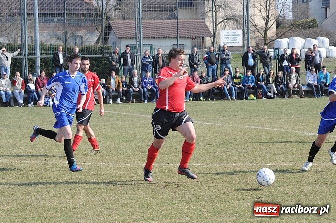 Zdjęcie w galerii na portalu naszraciborz.pl: Gol Pawlisza zapewnił trzy punkty dla Brzezia wiadomości z regionu