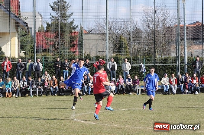 Zdjęcie w galerii na portalu naszraciborz.pl: Gol Pawlisza zapewnił trzy punkty dla Brzezia wiadomości z regionu