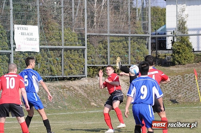 Zdjęcie w galerii na portalu naszraciborz.pl: Gol Pawlisza zapewnił trzy punkty dla Brzezia wiadomości z regionu