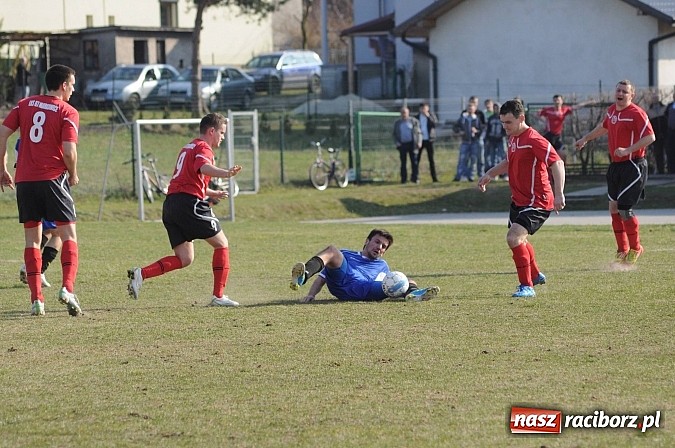 Zdjęcie w galerii na portalu naszraciborz.pl: Gol Pawlisza zapewnił trzy punkty dla Brzezia wiadomości z regionu