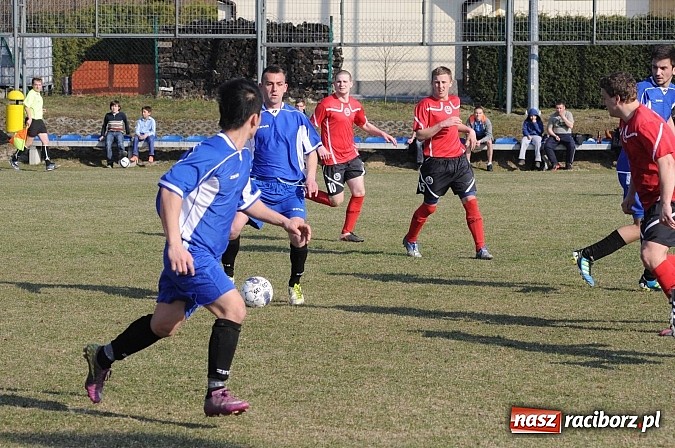 Zdjęcie w galerii na portalu naszraciborz.pl: Gol Pawlisza zapewnił trzy punkty dla Brzezia wiadomości z regionu