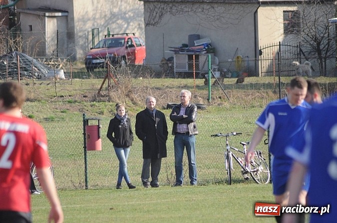Zdjęcie w galerii na portalu naszraciborz.pl: Gol Pawlisza zapewnił trzy punkty dla Brzezia wiadomości z regionu