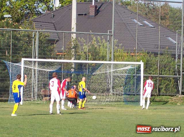 Zdjęcie w galerii na portalu naszraciborz.pl: Bolesław na kolanach wiadomości z regionu