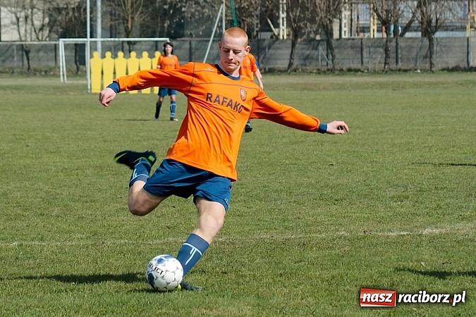Zdjęcie w galerii na portalu naszraciborz.pl: Juniorzy młodsi: Okienko Dawida Monety dało zwycięstwo Rafako wiadomości z regionu