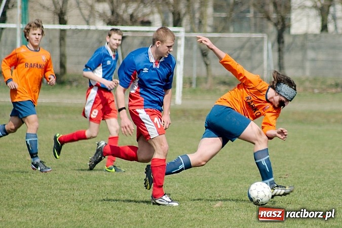 Zdjęcie w galerii na portalu naszraciborz.pl: Juniorzy młodsi: Okienko Dawida Monety dało zwycięstwo Rafako wiadomości z regionu