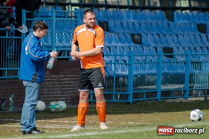 Zdjęcie w galerii na portalu naszraciborz.pl: Płonia-Pstrążna: Kto nie daje, ten dostaje wiadomości z regionu