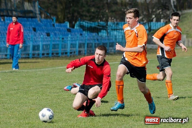 Zdjęcie w galerii na portalu naszraciborz.pl: Płonia-Pstrążna: Kto nie daje, ten dostaje wiadomości z regionu