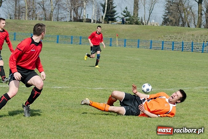 Zdjęcie w galerii na portalu naszraciborz.pl: Płonia-Pstrążna: Kto nie daje, ten dostaje wiadomości z regionu