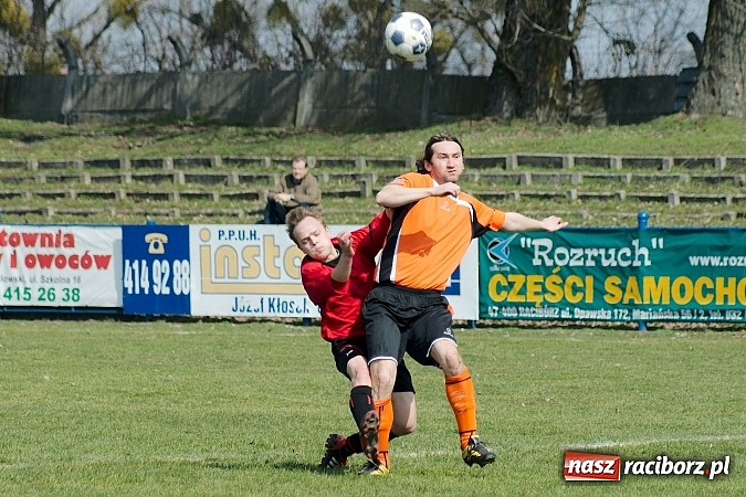 Zdjęcie w galerii na portalu naszraciborz.pl: Płonia-Pstrążna: Kto nie daje, ten dostaje wiadomości z regionu