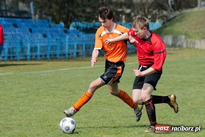 Zdjęcie w galerii na portalu naszraciborz.pl: Płonia-Pstrążna: Kto nie daje, ten dostaje wiadomości z regionu