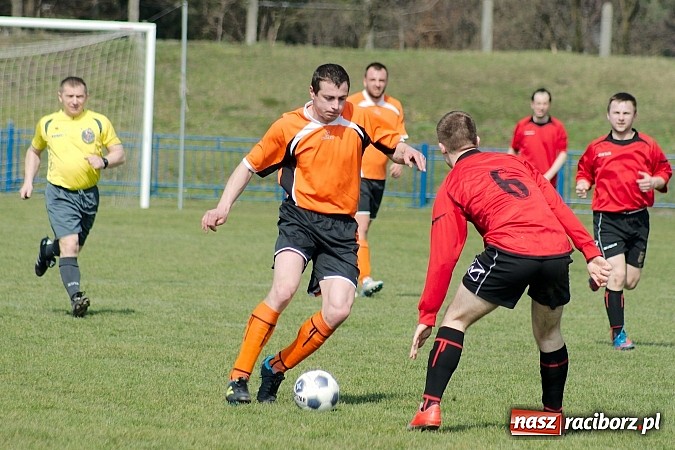 Zdjęcie w galerii na portalu naszraciborz.pl: Płonia-Pstrążna: Kto nie daje, ten dostaje wiadomości z regionu