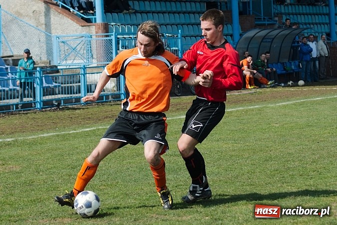 Zdjęcie w galerii na portalu naszraciborz.pl: Płonia-Pstrążna: Kto nie daje, ten dostaje wiadomości z regionu