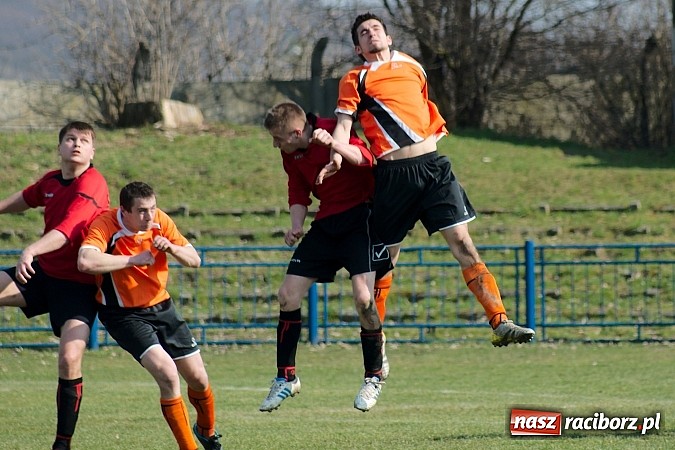 Zdjęcie w galerii na portalu naszraciborz.pl: Płonia-Pstrążna: Kto nie daje, ten dostaje wiadomości z regionu