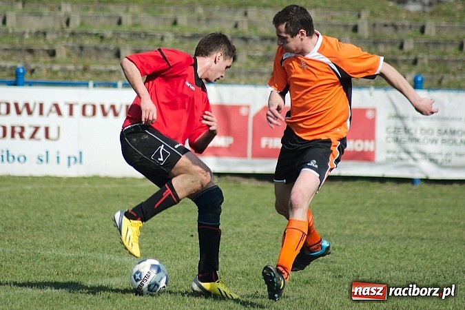 Zdjęcie w galerii na portalu naszraciborz.pl: Płonia-Pstrążna: Kto nie daje, ten dostaje wiadomości z regionu