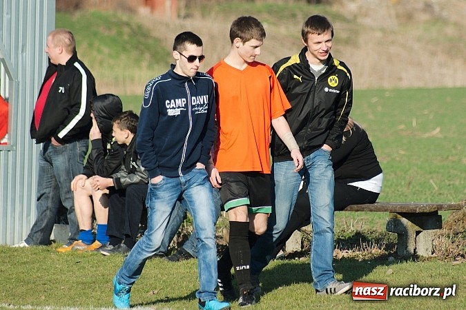 Zdjęcie w galerii na portalu naszraciborz.pl: Niespodzianka w Samborowicach! Wicelider bez punktów wiadomości z regionu