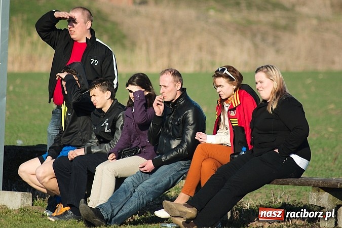 Zdjęcie w galerii na portalu naszraciborz.pl: Niespodzianka w Samborowicach! Wicelider bez punktów wiadomości z regionu