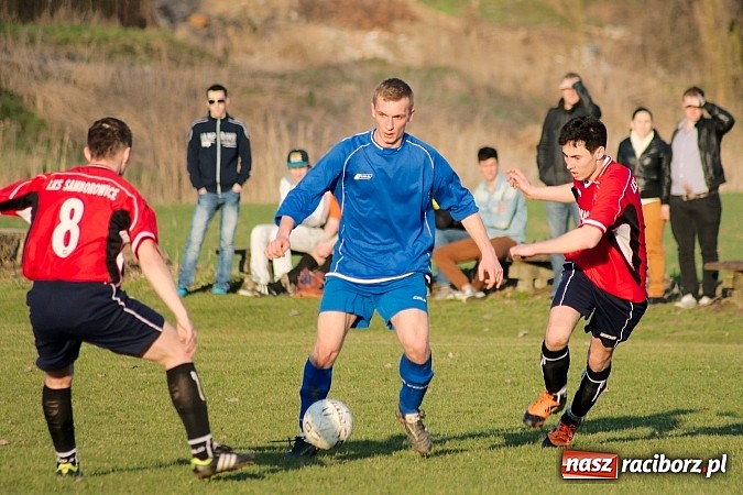 Zdjęcie w galerii na portalu naszraciborz.pl: Niespodzianka w Samborowicach! Wicelider bez punktów wiadomości z regionu