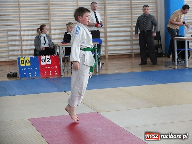 Zdjęcie w galerii na portalu naszraciborz.pl: Dziesięć złotych krążków dla Łamatora wiadomości z regionu