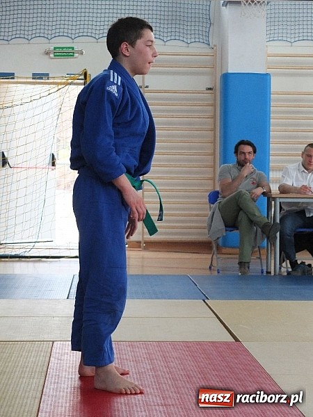 Zdjęcie w galerii na portalu naszraciborz.pl: Dziesięć złotych krążków dla Łamatora wiadomości z regionu