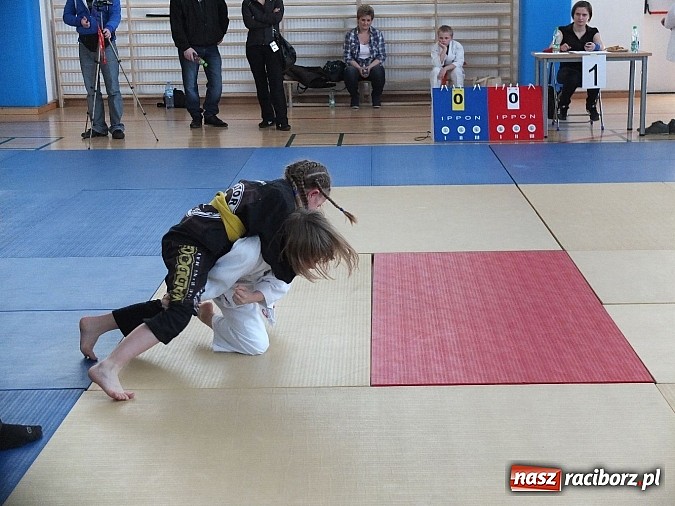 Zdjęcie w galerii na portalu naszraciborz.pl: Dziesięć złotych krążków dla Łamatora wiadomości z regionu