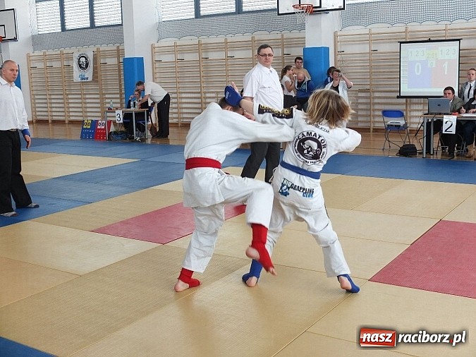 Zdjęcie w galerii na portalu naszraciborz.pl: Dziesięć złotych krążków dla Łamatora wiadomości z regionu