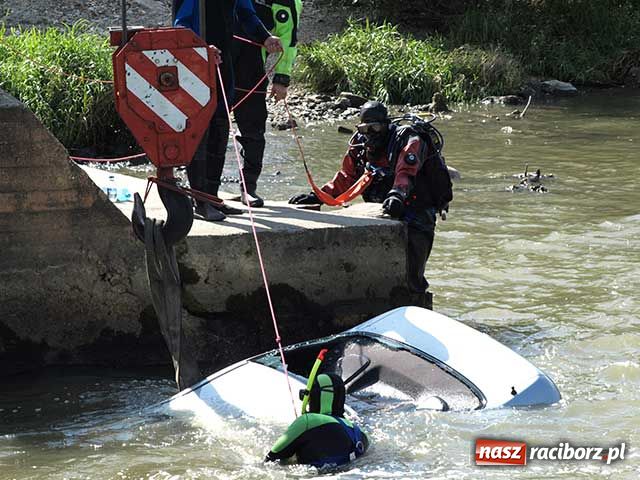 Zdjęcie w galerii na portalu naszraciborz.pl: Tragedia przy tamie wiadomości z regionu