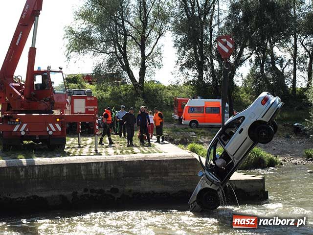 Zdjęcie w galerii na portalu naszraciborz.pl: Tragedia przy tamie wiadomości z regionu