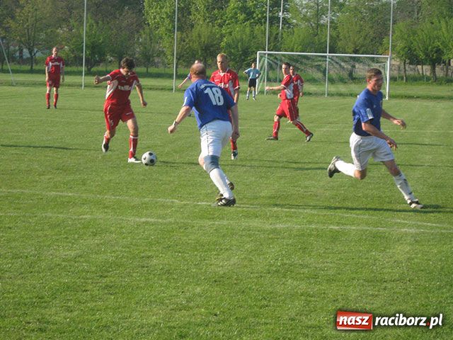 Zdjęcie w galerii na portalu naszraciborz.pl: Rozpędzone Rafako znów gromi wiadomości z regionu