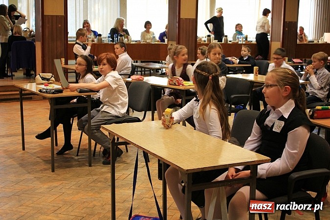 Zdjęcie w galerii na portalu naszraciborz.pl: Asy pokazały co potrafią. Turniej w PWSZ wiadomości z regionu