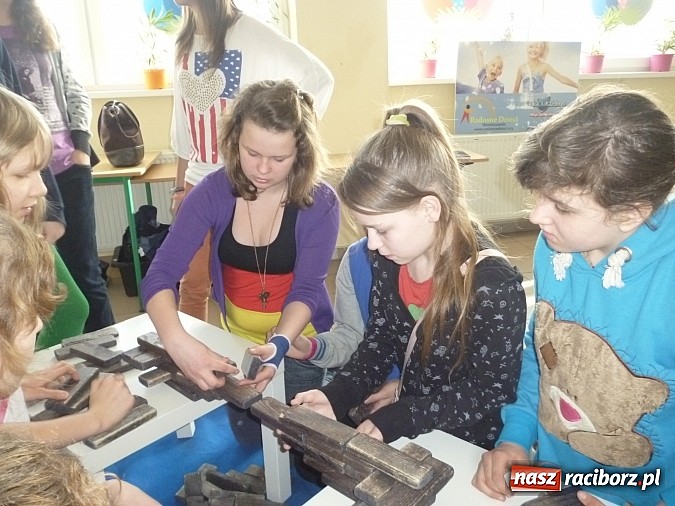 Zdjęcie w galerii na portalu naszraciborz.pl: Dzień Nauki w Kuźni Raciborskiej wiadomości z regionu