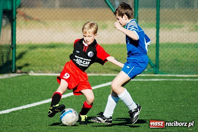 Zdjęcie w galerii na portalu naszraciborz.pl: Młode Wilki z Tworkowa nie dały szans Jedłownikowi wiadomości z regionu