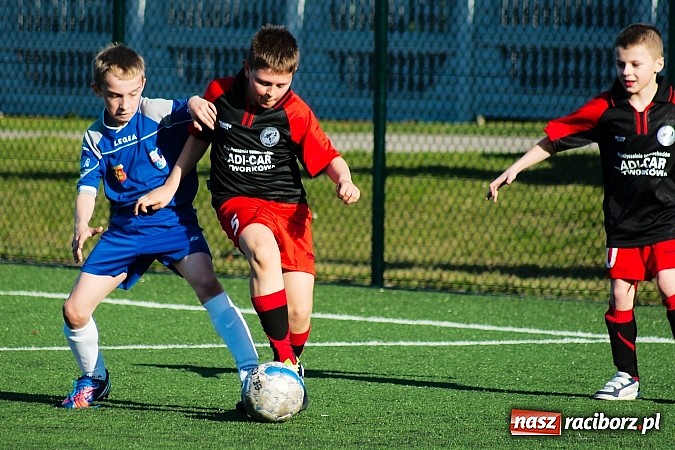 Zdjęcie w galerii na portalu naszraciborz.pl: Młode Wilki z Tworkowa nie dały szans Jedłownikowi wiadomości z regionu