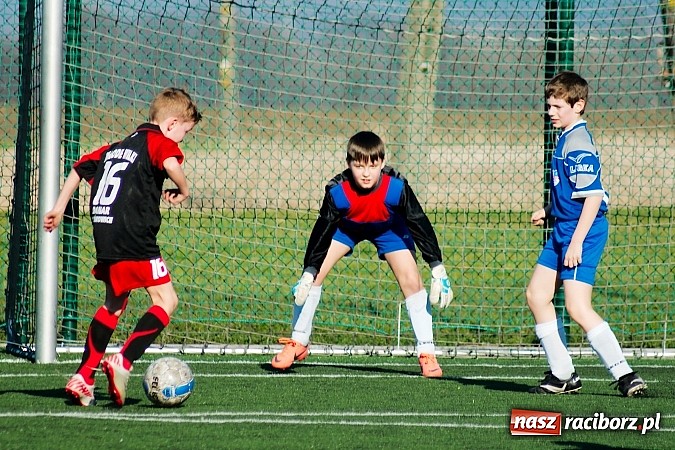 Zdjęcie w galerii na portalu naszraciborz.pl: Młode Wilki z Tworkowa nie dały szans Jedłownikowi wiadomości z regionu