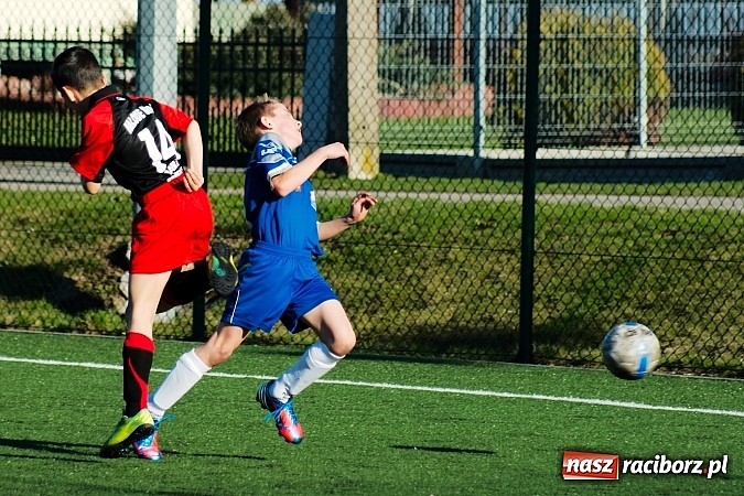 Zdjęcie w galerii na portalu naszraciborz.pl: Młode Wilki z Tworkowa nie dały szans Jedłownikowi wiadomości z regionu