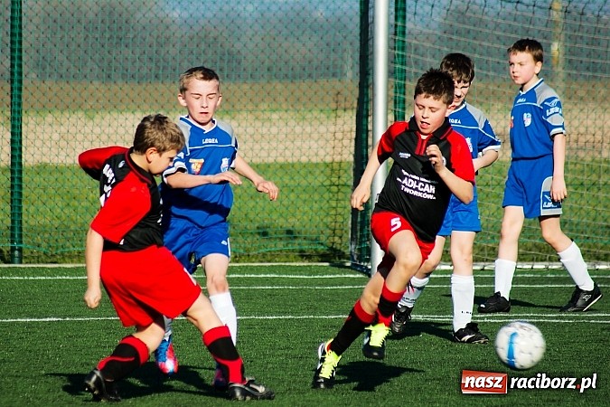 Zdjęcie w galerii na portalu naszraciborz.pl: Młode Wilki z Tworkowa nie dały szans Jedłownikowi wiadomości z regionu