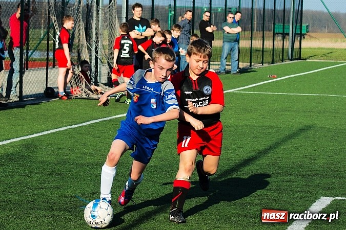 Zdjęcie w galerii na portalu naszraciborz.pl: Młode Wilki z Tworkowa nie dały szans Jedłownikowi wiadomości z regionu