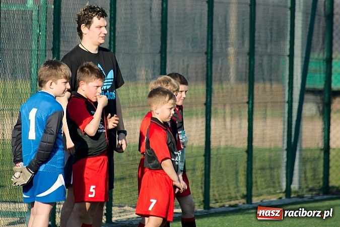 Zdjęcie w galerii na portalu naszraciborz.pl: Młode Wilki z Tworkowa nie dały szans Jedłownikowi wiadomości z regionu