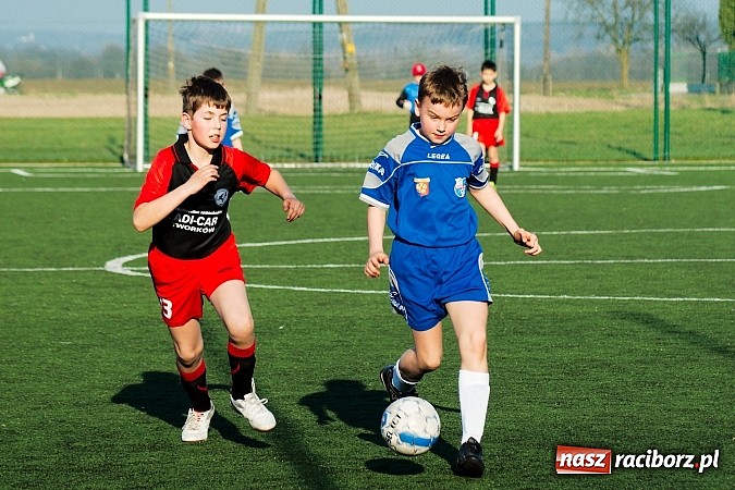 Zdjęcie w galerii na portalu naszraciborz.pl: Młode Wilki z Tworkowa nie dały szans Jedłownikowi wiadomości z regionu