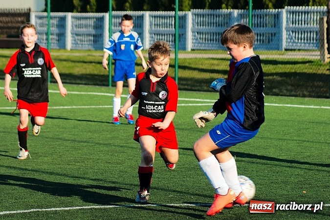 Zdjęcie w galerii na portalu naszraciborz.pl: Młode Wilki z Tworkowa nie dały szans Jedłownikowi wiadomości z regionu