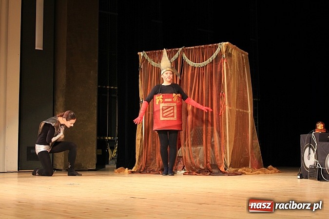 Zdjęcie w galerii na portalu naszraciborz.pl: Wesołe świętowanie Dni Ziemi w RCK wiadomości z regionu