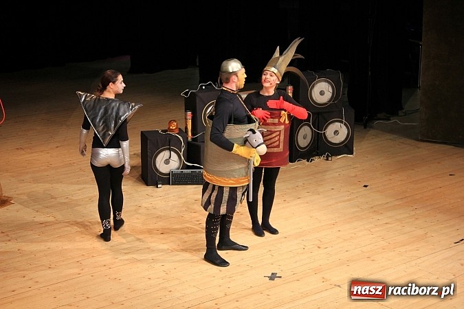 Zdjęcie w galerii na portalu naszraciborz.pl: Wesołe świętowanie Dni Ziemi w RCK wiadomości z regionu