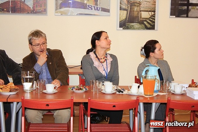 Zdjęcie w galerii na portalu naszraciborz.pl: Pracuj gdzie chcesz, mieszkaj na ziemi raciborskiej wiadomości z regionu