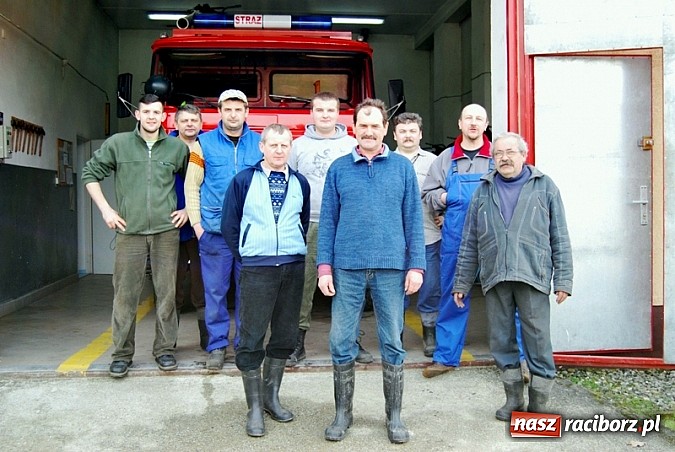 Zdjęcie w galerii na portalu naszraciborz.pl: Śmieci było w brud! wiadomości z regionu